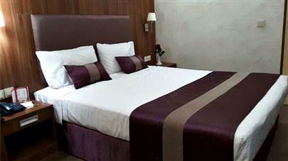 اتاق دو تخته دبل هتل پارسیان شیراز